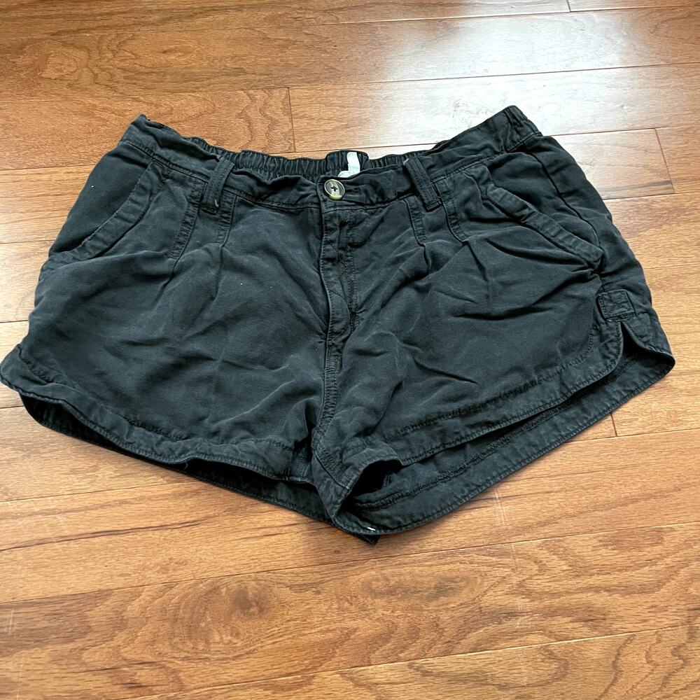 Aerie Black Mid Rise Stretchy Shorts Size Large